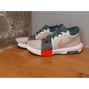 Nike LeBron Witness 8 Cannon (Size 10.5)